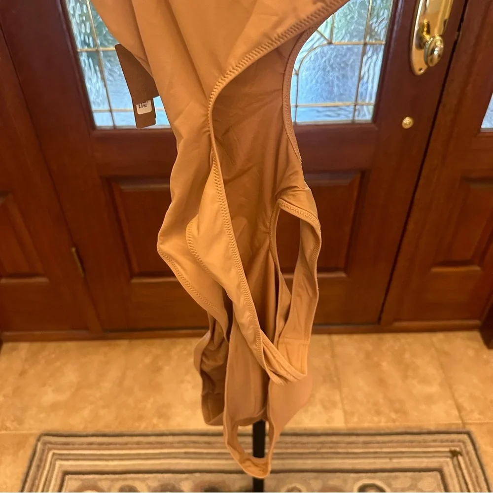 SKIMS SWIM ONE SHOULDER MONOKINI in Ochre NEW